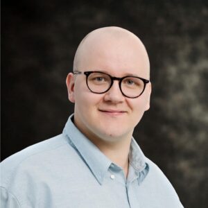 aapo (1535 x 1772 px) aapo (1535 x 1772 px)